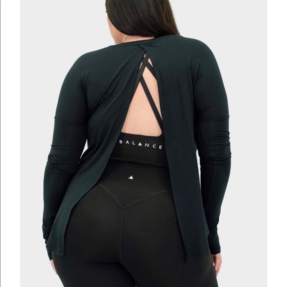 Balance Athletica Wonder Top Black